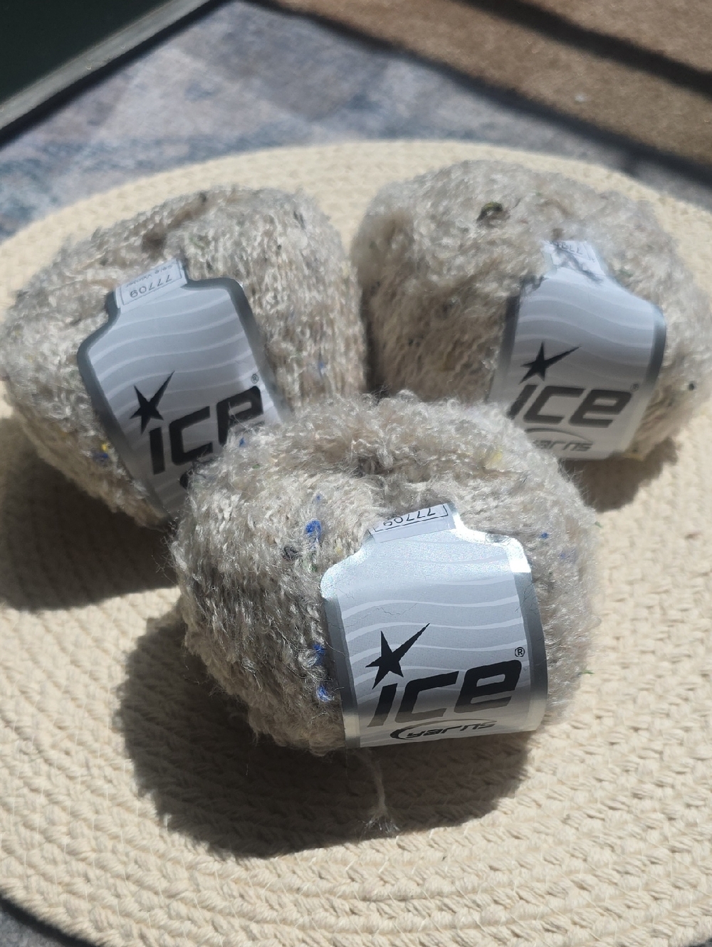 Ice Neutral Fluffy Wool Superfine